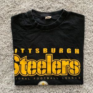 Vintage Pittsburgh Steelers T-Shirt. Men's Large. Alstyle Apparel.